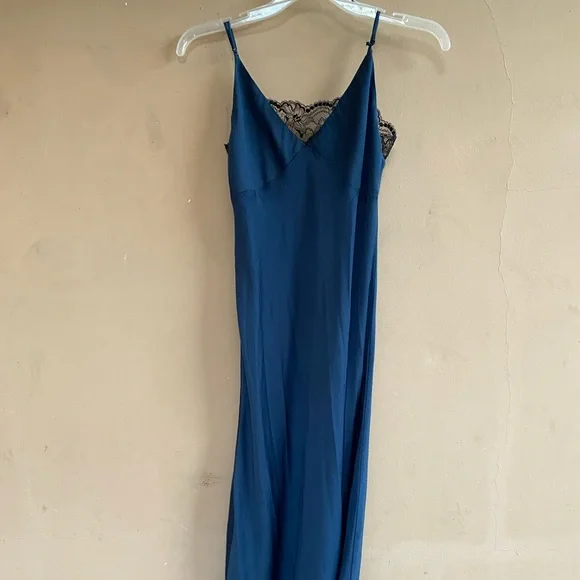 Aritzia Dresses | Wilfred Aritzia Saffi Silk Lace Dress | Color: Black/Blue | Size: S | Elisiej's Closet